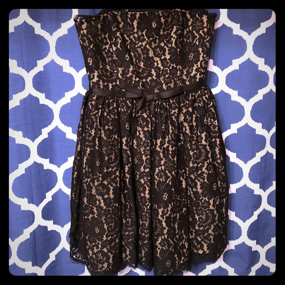 Neiman Marcus black laced cocktail dress